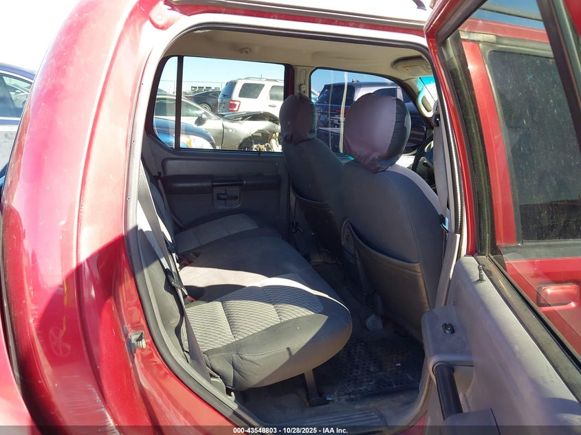 2004 Ford Explorer Sport Trac Adrenalin/Xls/Xlt VIN: 1FMZU67K94UB75010 Lot: 43548803