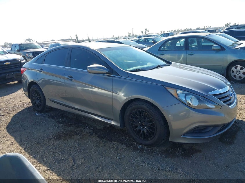 2014 HYUNDAI SONATA GLS - 5NPEB4AC2EH807520