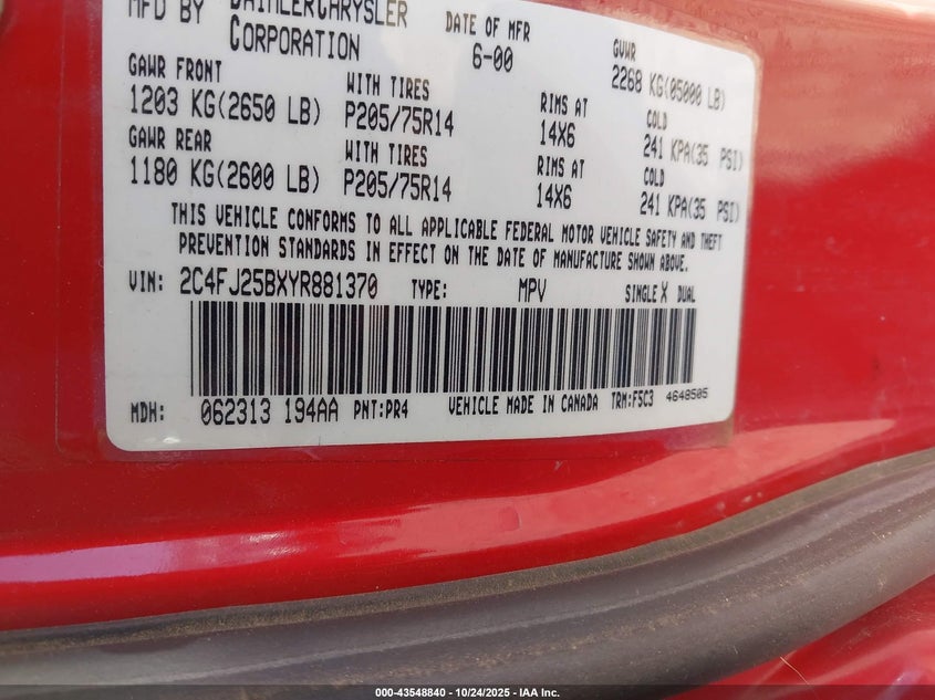 2000 Chrysler Voyager VIN: 2C4FJ25BXYR881370 Lot: 43548840