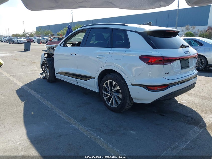 2025 Audi Q6(VIN: WA114BGF2SA042708