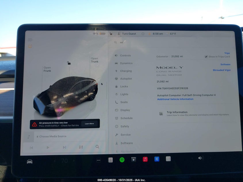 2025 Tesla Model Y Long Range Dual Motor All-Wheel Drive VIN: 7SAYGAEE5SF216328 Lot: 43549020