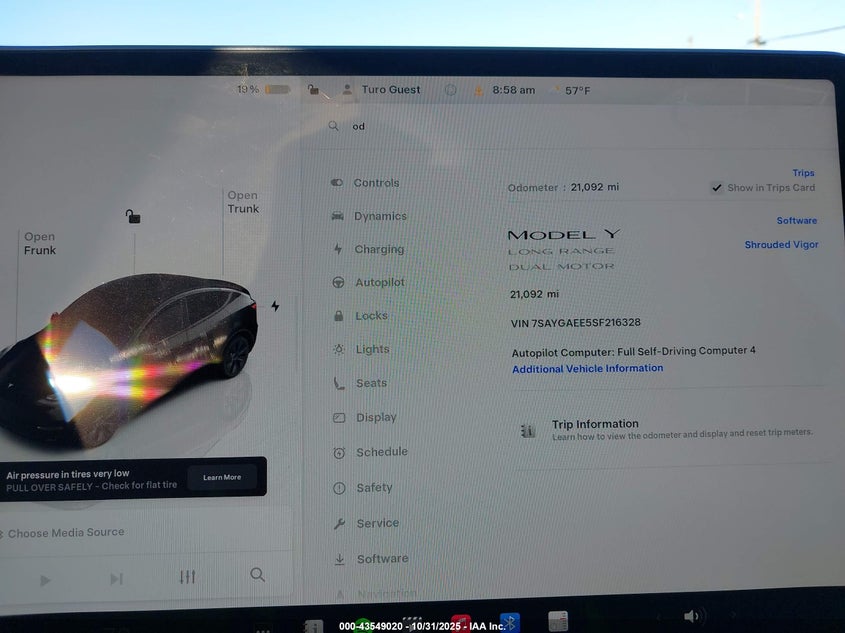 2025 Tesla Model Y Long Range Dual Motor All-Wheel Drive VIN: 7SAYGAEE5SF216328 Lot: 43549020