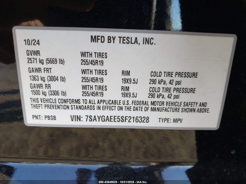 2025 Tesla Model Y Long Range Dual Motor All-Wheel Drive VIN: 7SAYGAEE5SF216328 Lot: 43549020