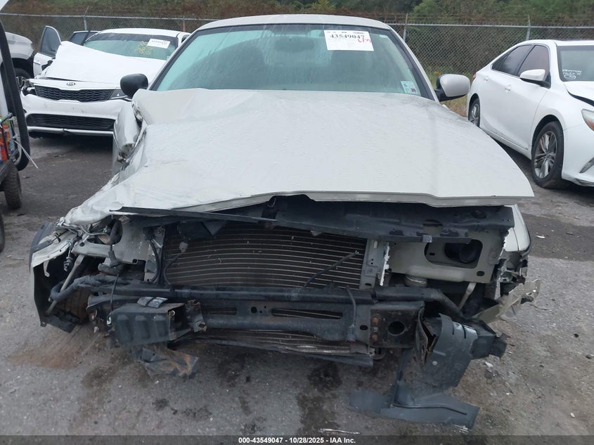 2004 Mercury Grand Marquis Ls VIN: 2MEHM75W04X657304 Lot: 43549047