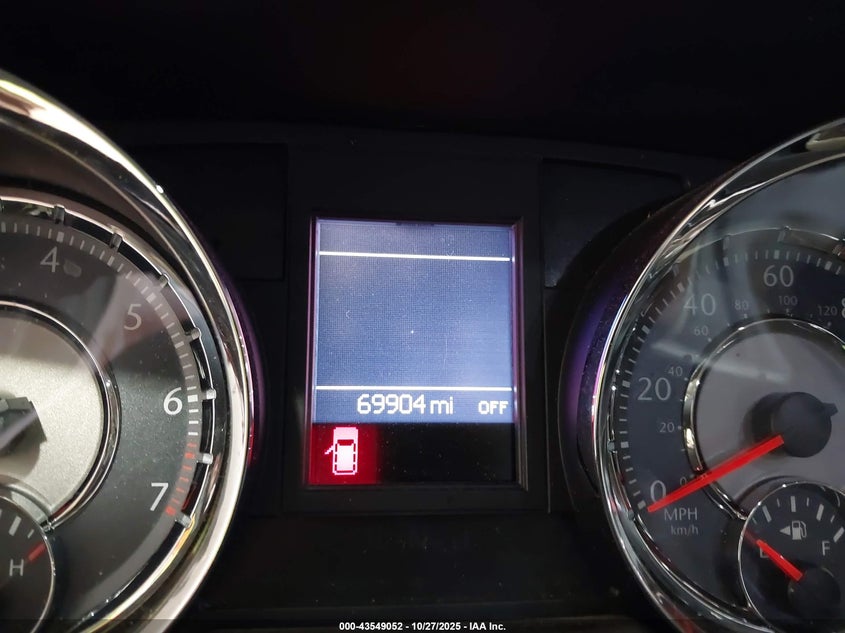 2015 Chrysler Town & Country Touring-L VIN: 2C4RC1CG9FR619949 Lot: 43549052