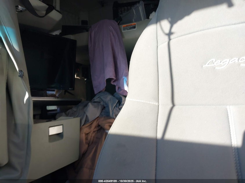 1XKYD49X0KJ243727 2019   photo no. 7