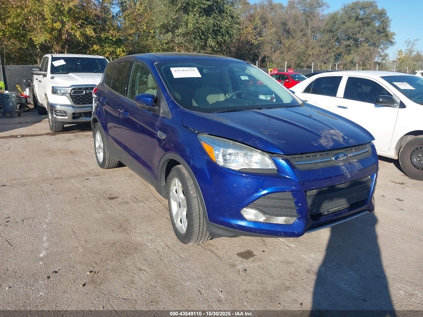 FORD ESCAPE SE