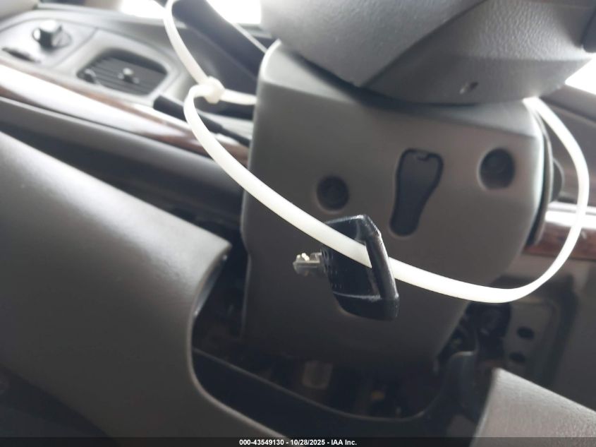 2006 Mercury Grand Marquis Gs VIN: 2MEFM74V36X614238 Lot: 43549130