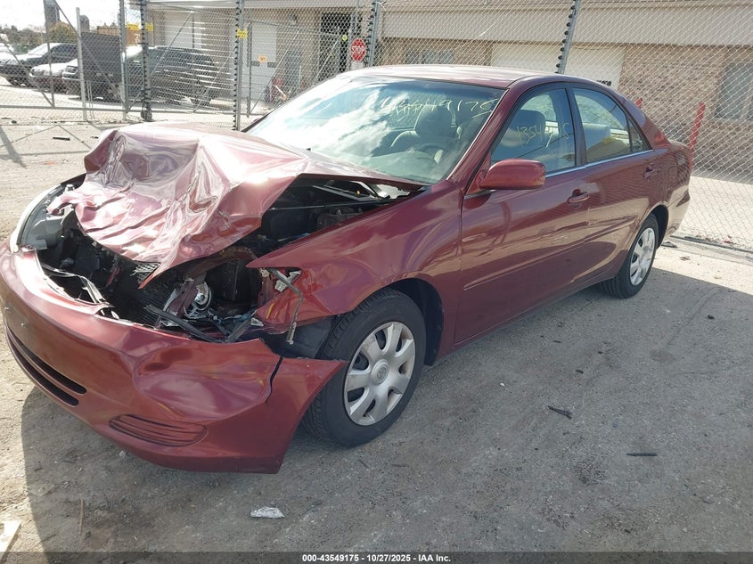 4T1BE32K54U309354 2004 TOYOTA CAMRY photo no. 2