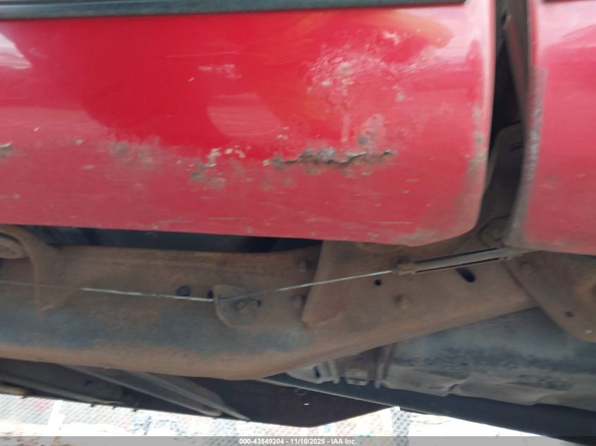 1996 Chevrolet Gmt-400 K1500 VIN: 1GCEK19R4TE243745 Lot: 43549204