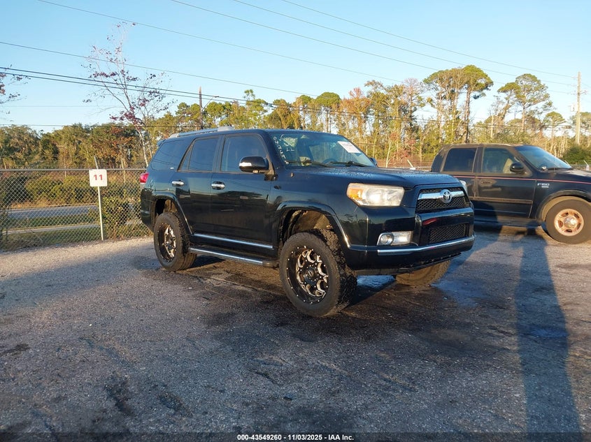 TOYOTA 4RUNNER SR5