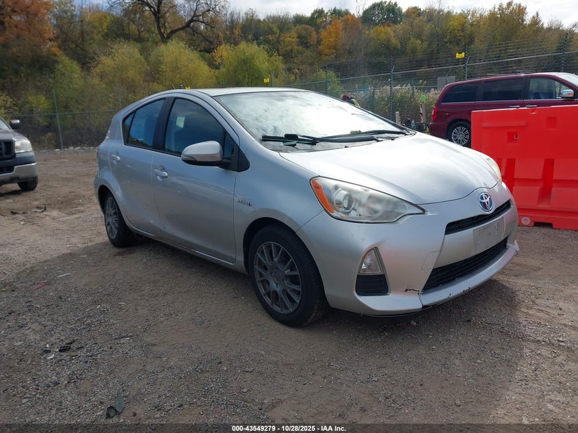 TOYOTA PRIUS C TWO