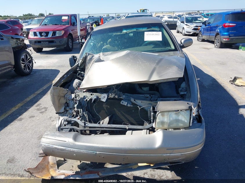 2002 Ford Crown Victoria Standard VIN: 2FAFP73W72X116031 Lot: 43549302