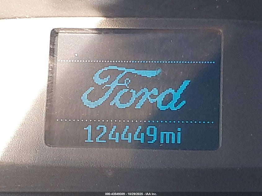 2017 Ford Transit-250 VIN: 1FTYR1YM9HKB05576 Lot: 43549309