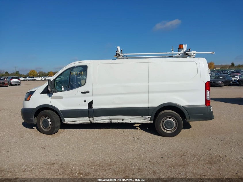 2017 Ford Transit-250 VIN: 1FTYR1YM9HKB05576 Lot: 43549309