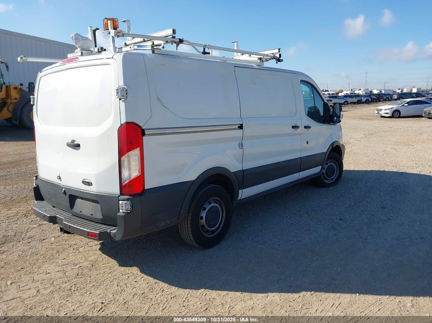 2017 Ford Transit-250 VIN: 1FTYR1YM9HKB05576 Lot: 43549309