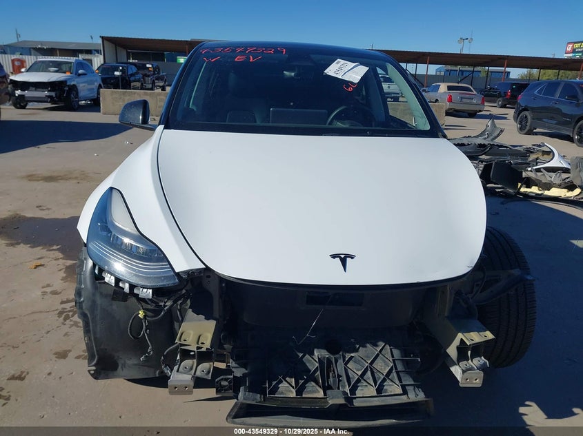 2021 Tesla Model Y Long Range Dual Motor All-Wheel Drive VIN: 5YJYGAEE3MF160003 Lot: 43549329