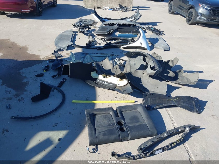 2021 Tesla Model Y Long Range Dual Motor All-Wheel Drive VIN: 5YJYGAEE3MF160003 Lot: 43549329