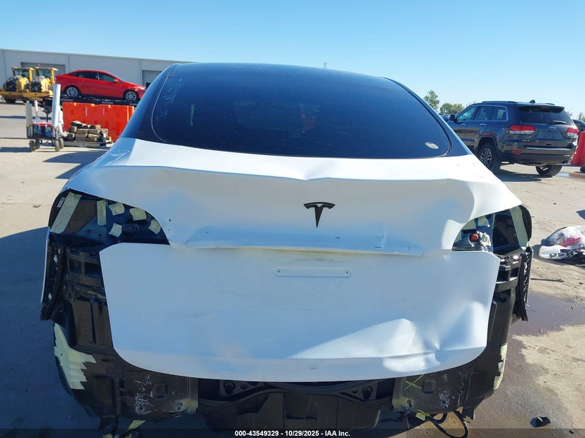 2021 Tesla Model Y Long Range Dual Motor All-Wheel Drive VIN: 5YJYGAEE3MF160003 Lot: 43549329