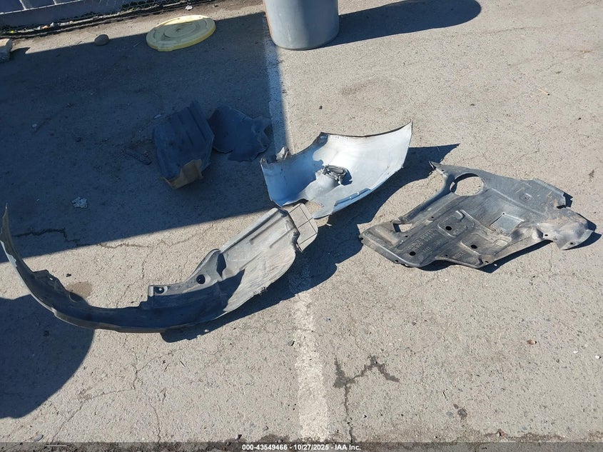 2007 Toyota Rav4 Base V6 VIN: JTMBK33V975019767 Lot: 43549466