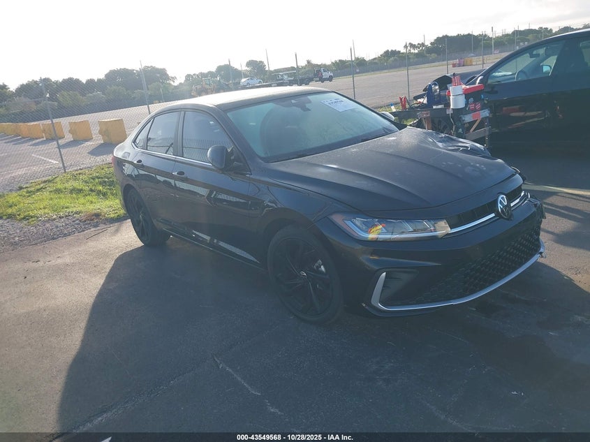 VOLKSWAGEN JETTA 1.5T SE