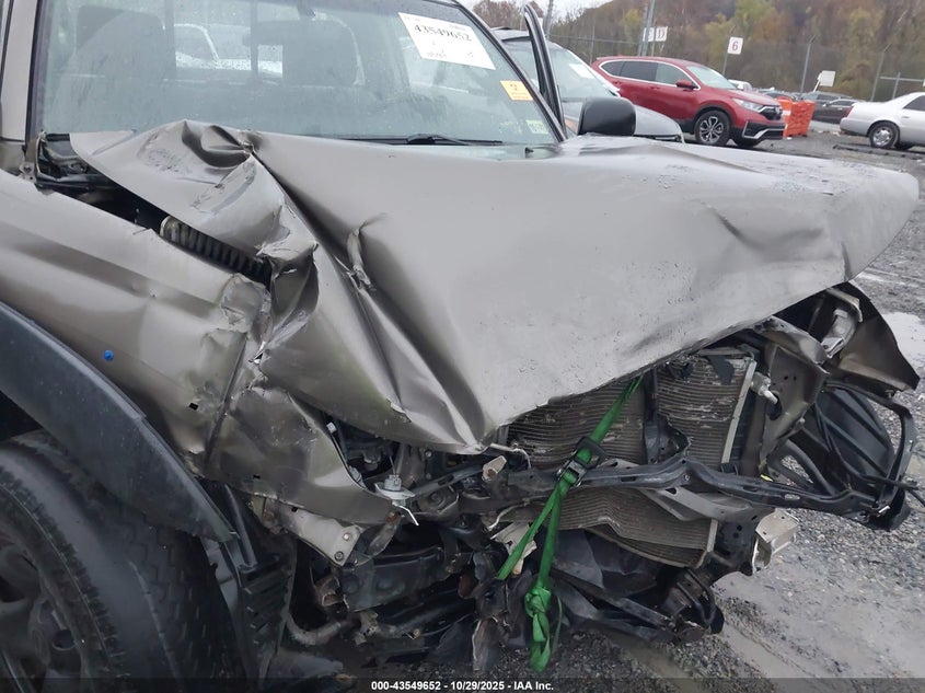 5TFPX4EN0BX006803 2011 TOYOTA TACOMA photo no. 19