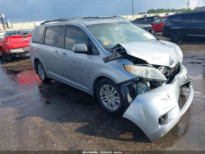 TOYOTA SIENNA XLE V6 8 PASSENGER