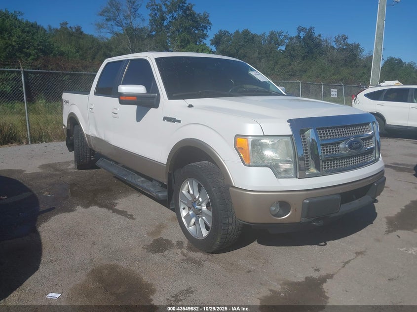 FORD F-150 LARIAT