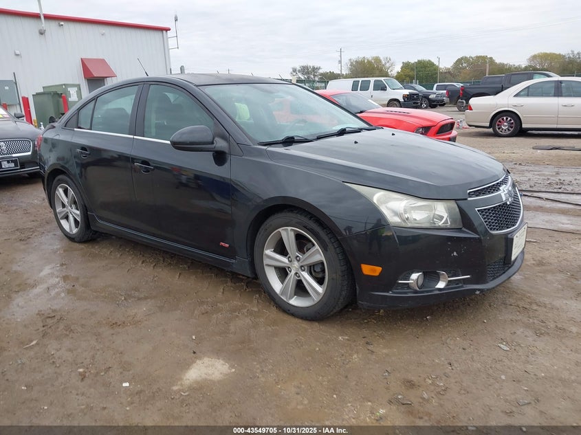 CHEVROLET CRUZE 2LT AUTO