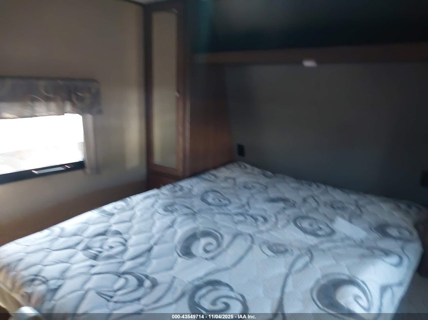 4YDT33B26J1531121 2018   photo no. 5