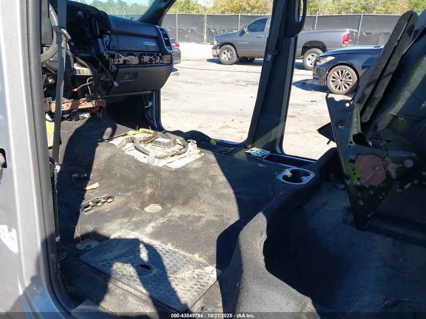 2021 Ram 3500 Big Horn 4X4 8' Box VIN: 3C63RRHL2MG617687 Lot: 43549794