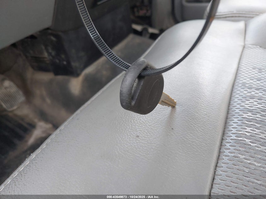 1FTRF12W57NA84309 2007 FORD F-150 photo no. 11