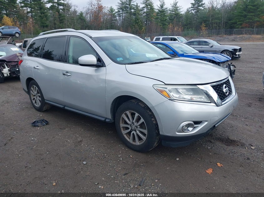 NISSAN PATHFINDER SV