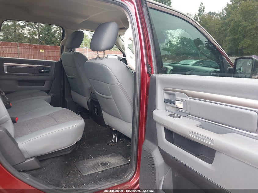 2016 Ram 1500 Slt VIN: 3C6RR6LT8GG363942 Lot: 43550029