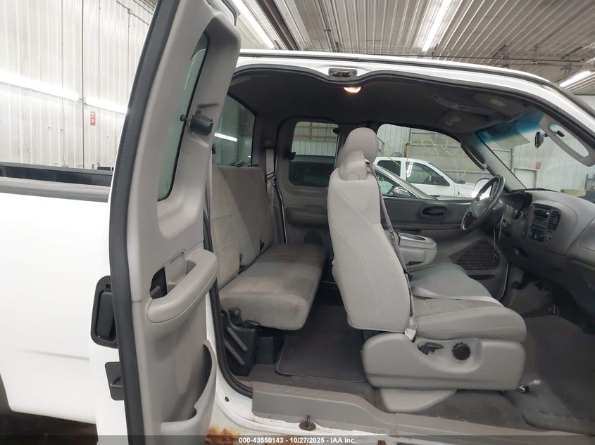 2003 Ford F-150 Lariat/Xl/Xlt VIN: 2FTRX18L33CA29898 Lot: 43550143