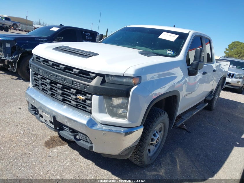 1GC5YLE70NF286460 2022 CHEVROLET SILVERADO photo no. 2