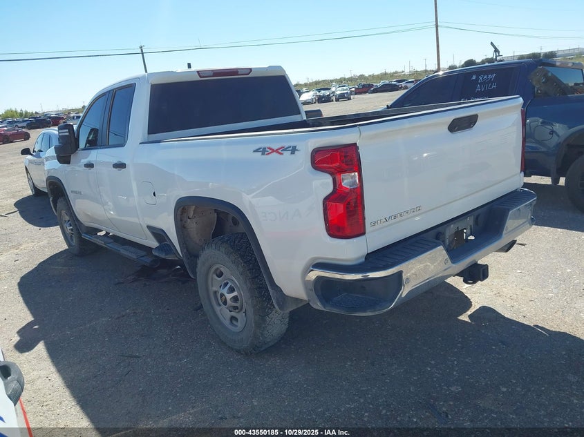 1GC5YLE70NF286460 2022 CHEVROLET SILVERADO photo no. 3
