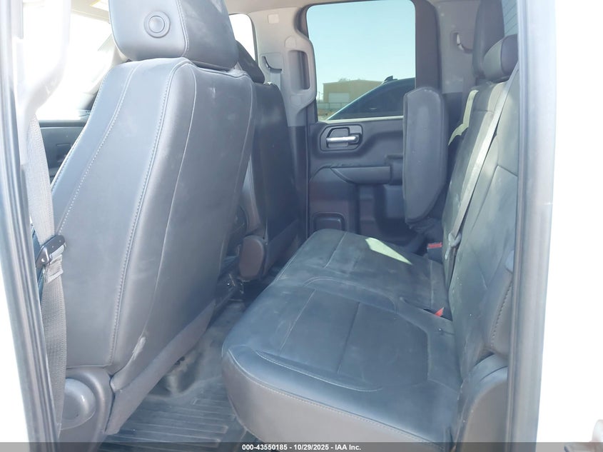 1GC5YLE70NF286460 2022 CHEVROLET SILVERADO photo no. 6