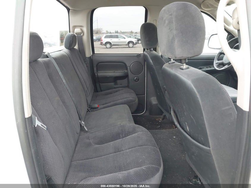 2005 Dodge Ram 1500 Slt/Laramie VIN: 1D7HU18N15S290151 Lot: 43550196