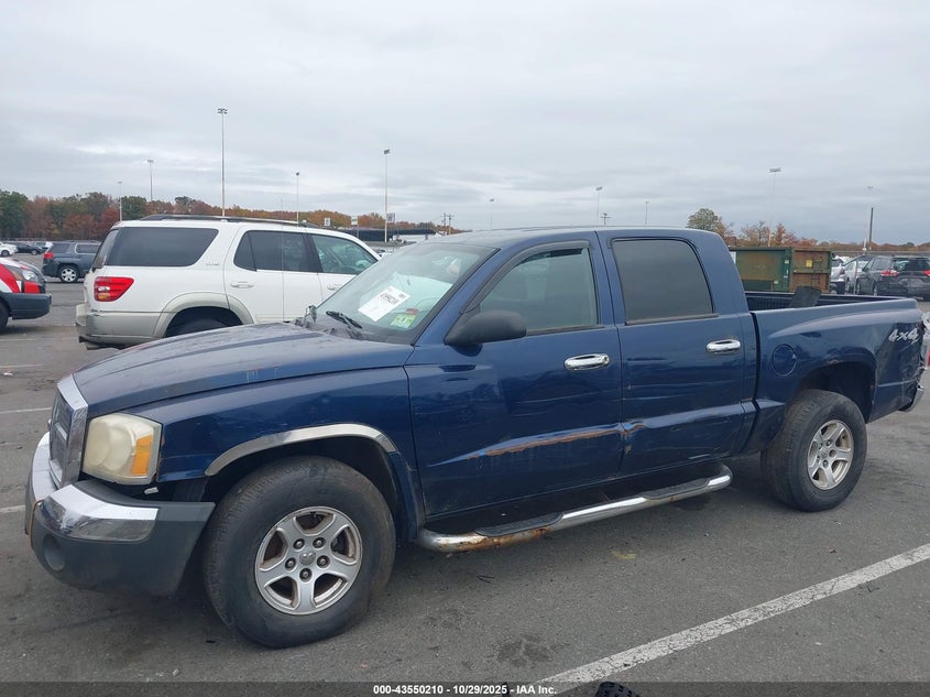 2005 Dodge Dakota Slt VIN: 1D7HW48N75S228121 Lot: 43550210