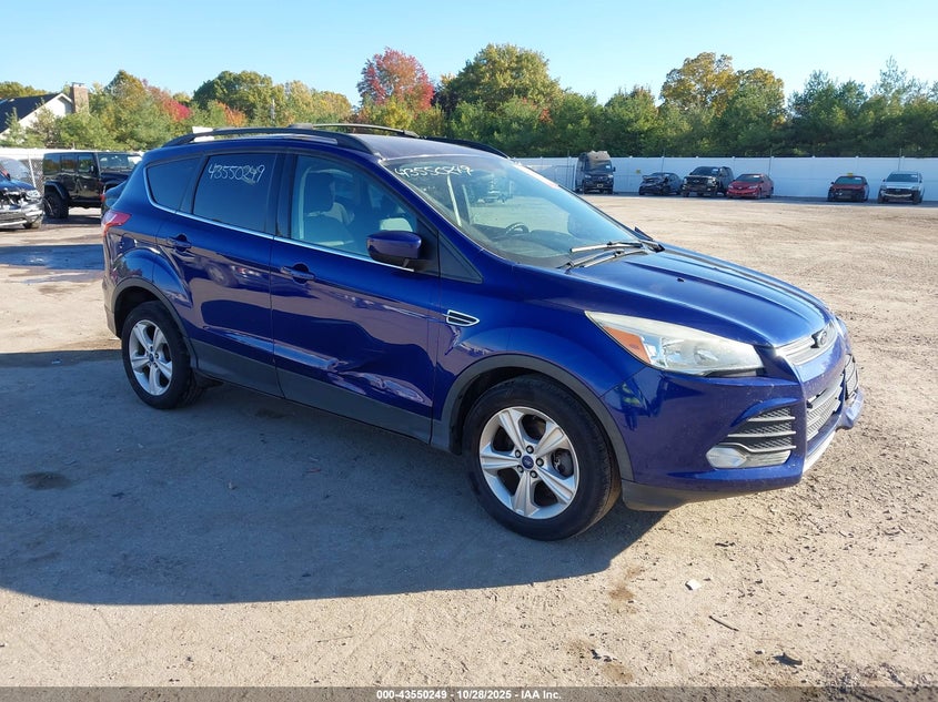 FORD ESCAPE SE