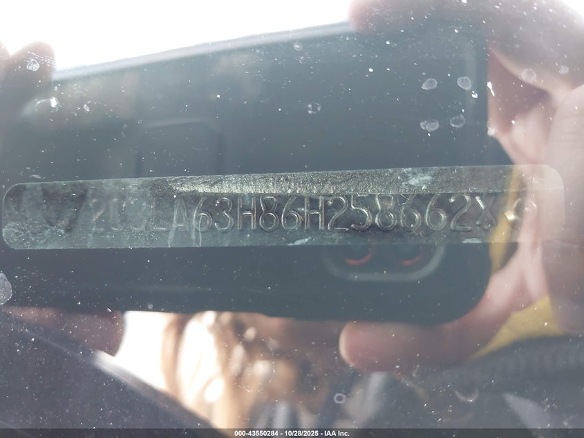 2006 Chrysler 300C VIN: 2C3LA63H86H258662 Lot: 43550284