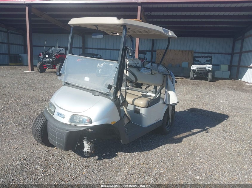 Vin: ezgcdbcacp5716568, lot: 44045335, e-z-go valor 20232