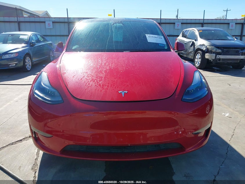2023 Tesla Model Y Awd/Long Range Dual Motor All-Wheel Drive VIN: 7SAYGDEE3PA175686 Lot: 43550320
