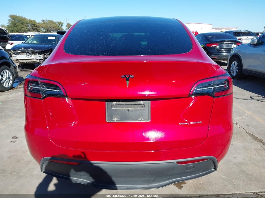 2023 Tesla Model Y Awd/Long Range Dual Motor All-Wheel Drive VIN: 7SAYGDEE3PA175686 Lot: 43550320