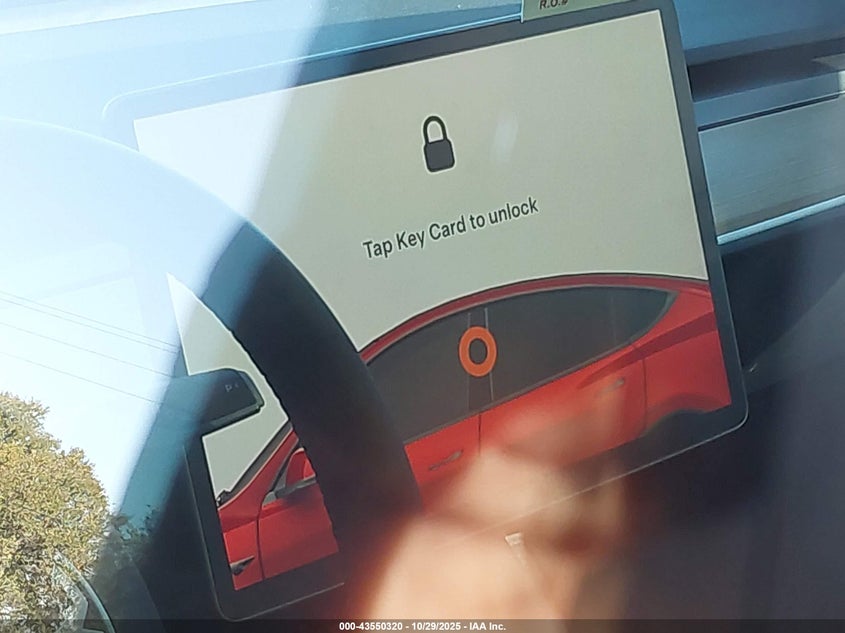 2023 Tesla Model Y Awd/Long Range Dual Motor All-Wheel Drive VIN: 7SAYGDEE3PA175686 Lot: 43550320