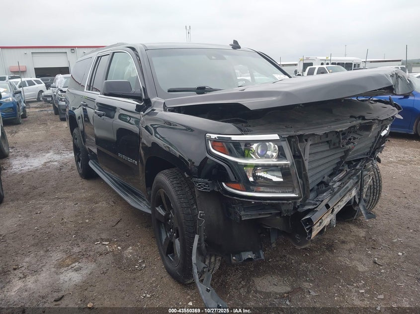 CHEVROLET SUBURBAN LT
