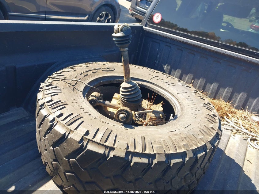 2005 GMC Sierra 1500 Slt VIN: 2GTEK13T051400471 Lot: 43550395