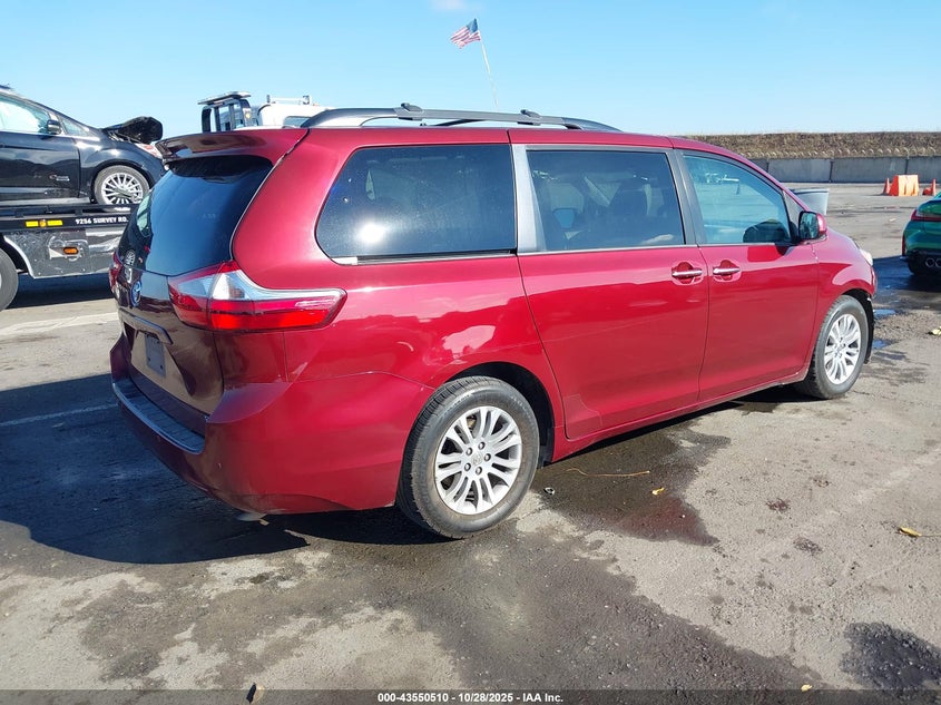 5TDYK3DC1GS700958 2016 TOYOTA SIENNA photo no. 4