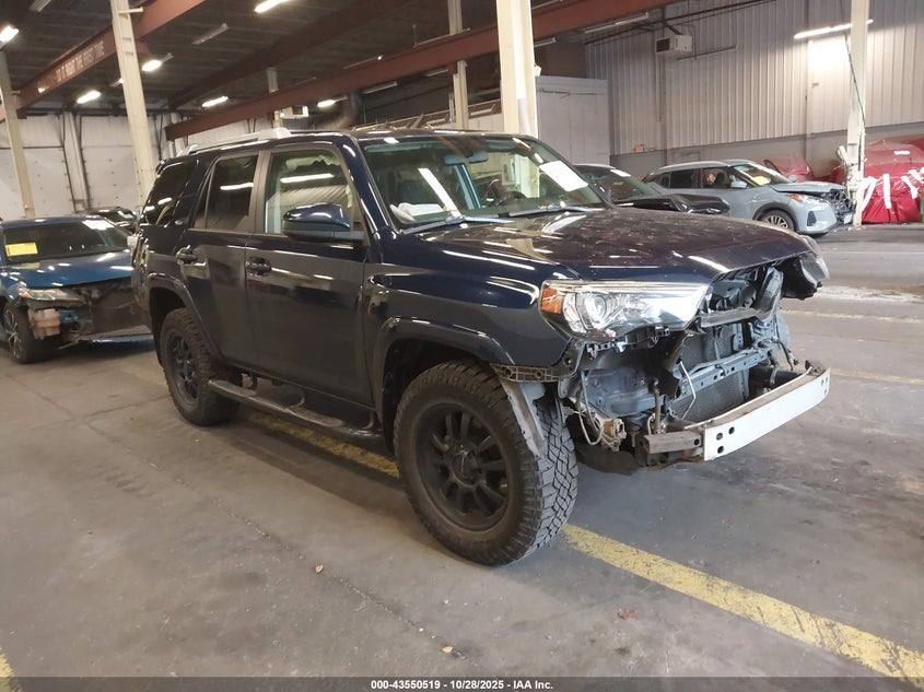 TOYOTA 4RUNNER SR5